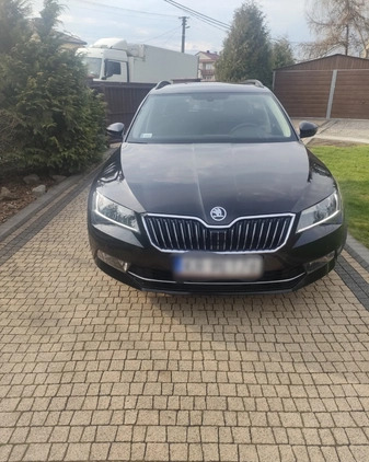 Skoda Superb cena 62900 przebieg: 149000, rok produkcji 2016 z Kraków małe 79